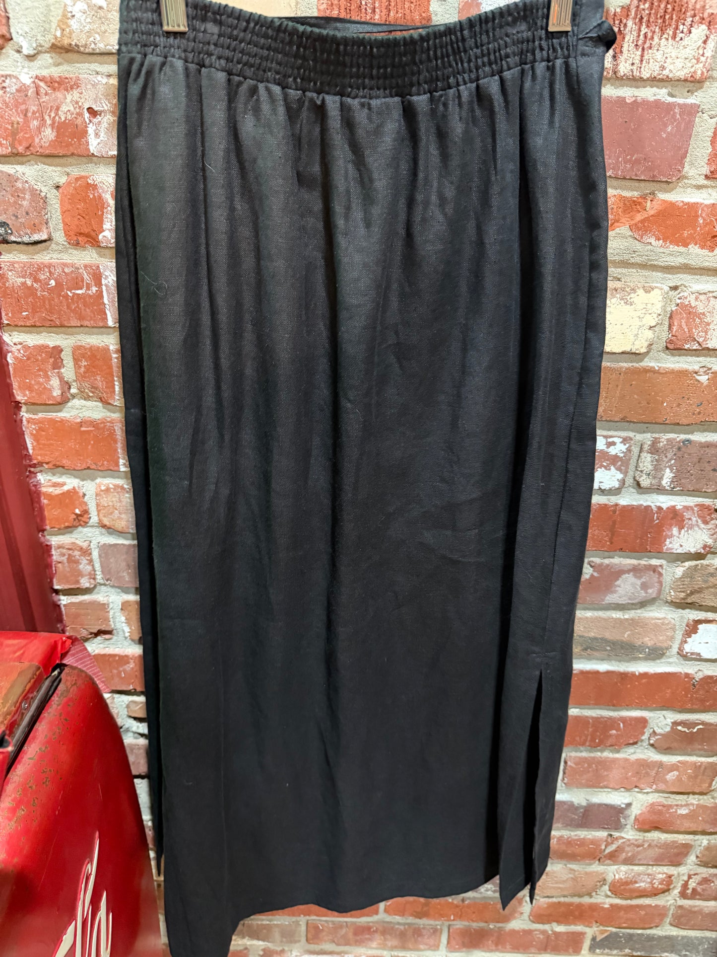 David Dart Black Linen Set
