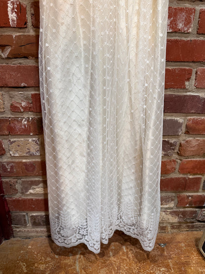 70s White Formal Occasion Dress with Bow