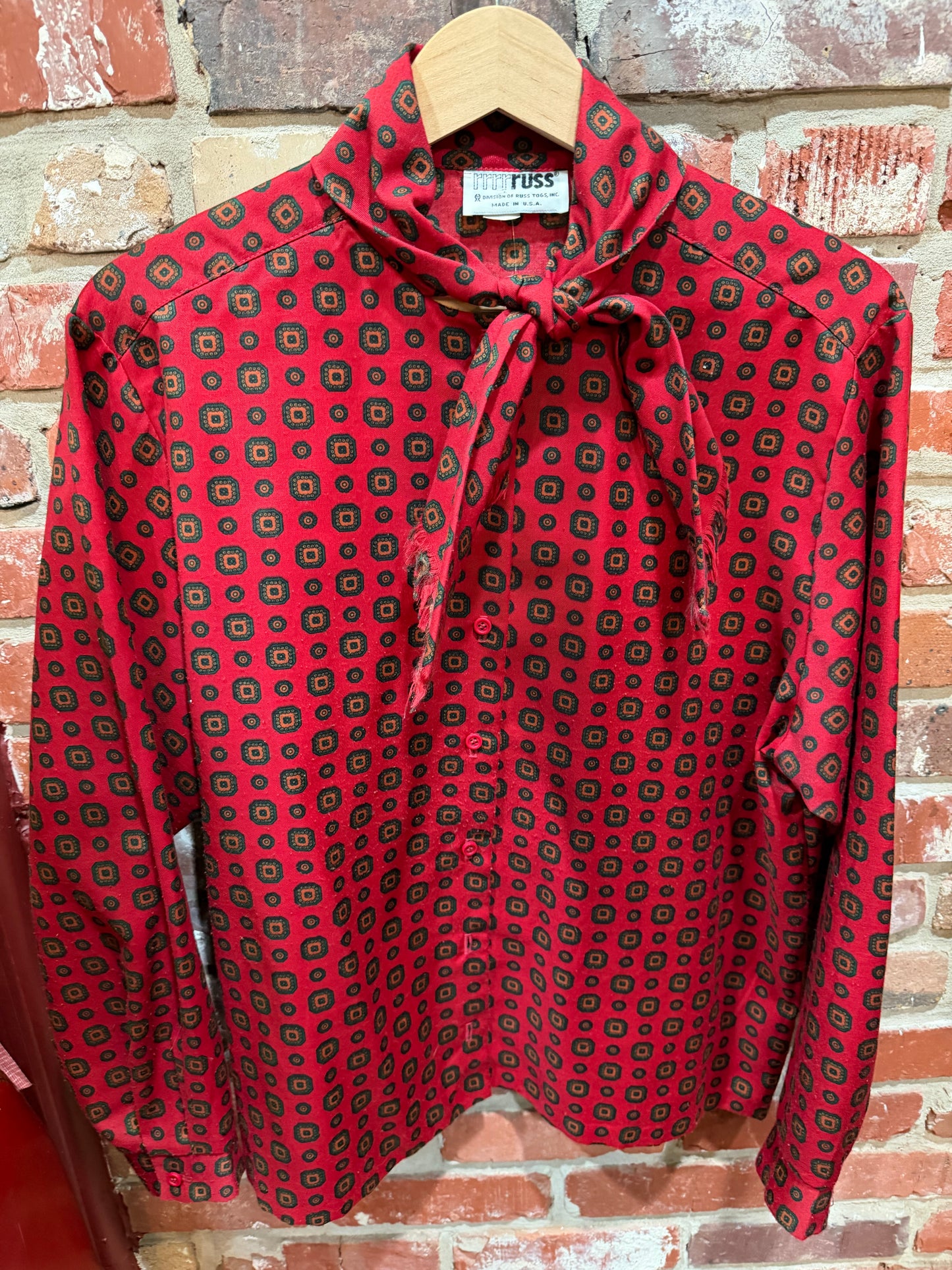 Russ Togs Long Sleeve Button Front Blouse