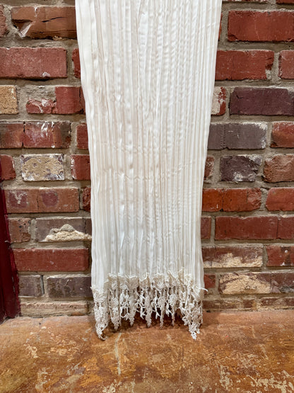Victorian Revival Slip