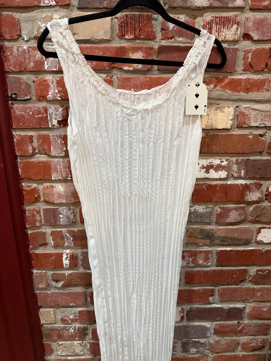 Victorian Revival Slip