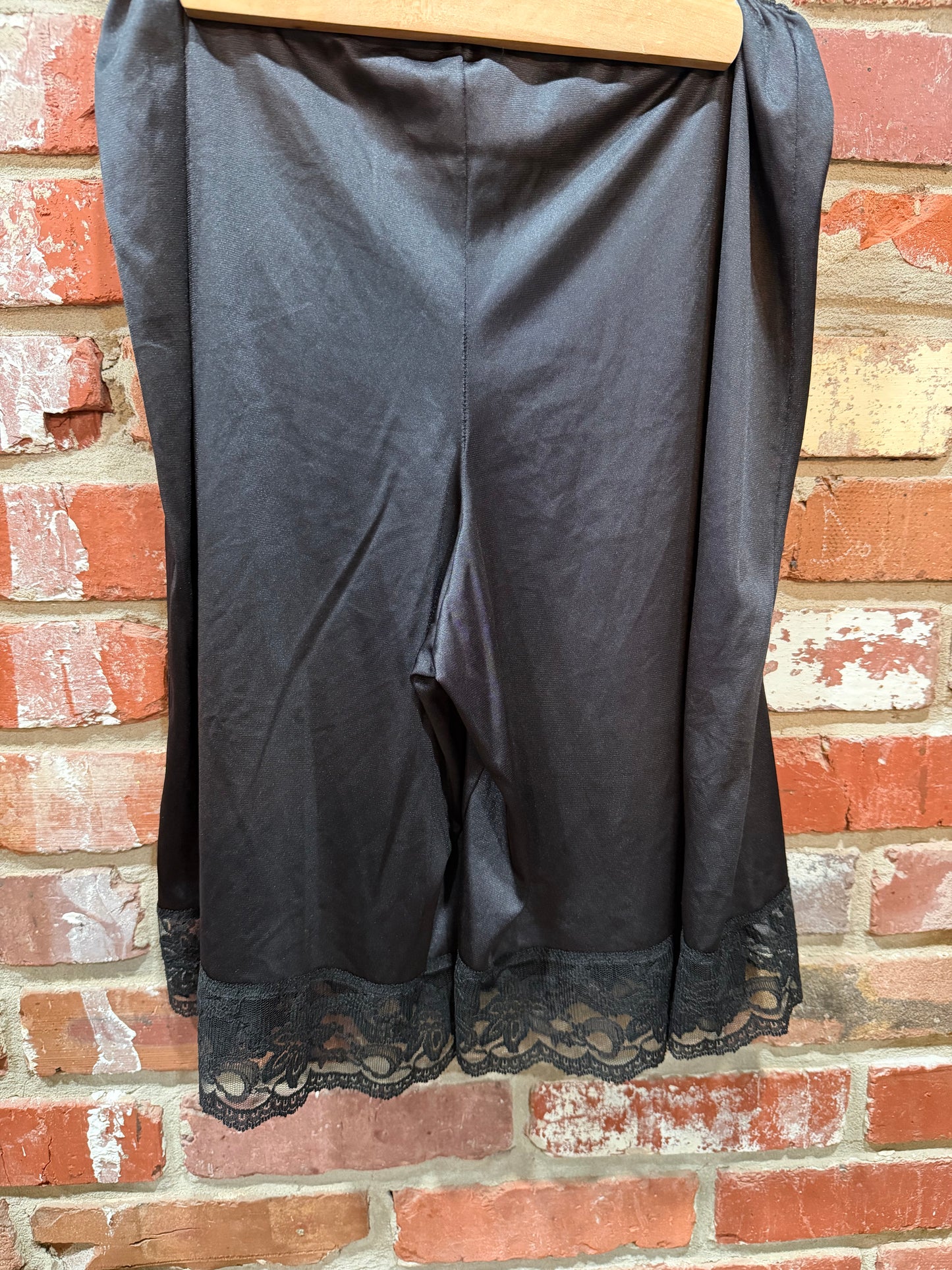 Black Half Slip Culottes