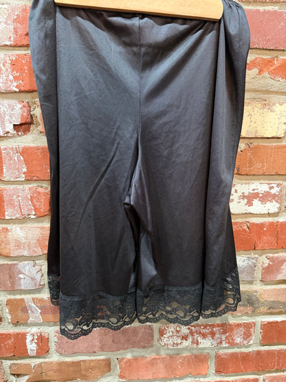 Black Half Slip Culottes