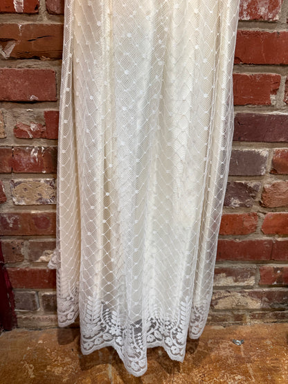 70s White Formal Occasion Dress with Bow