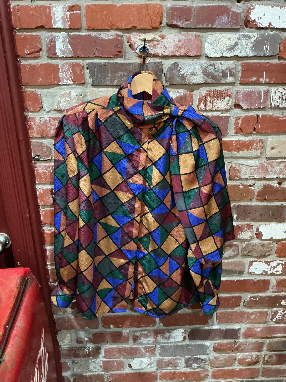 Le Chine Classic Geometric Blouse