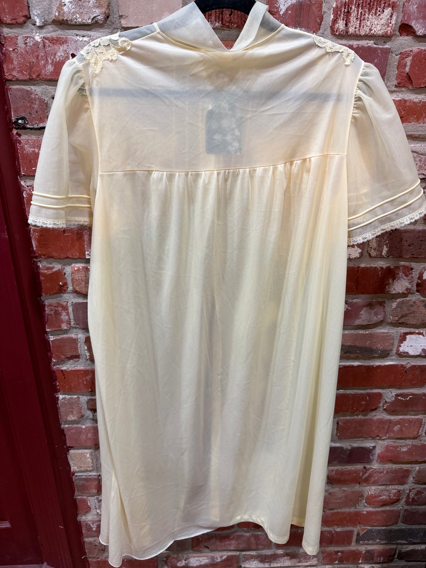 Gaymode Yellow Peignoir Set