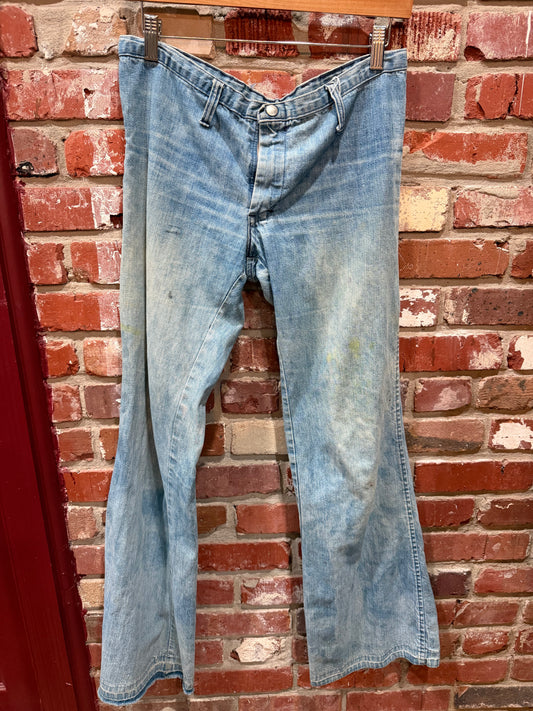 “Nancy” Embroidered Jeans