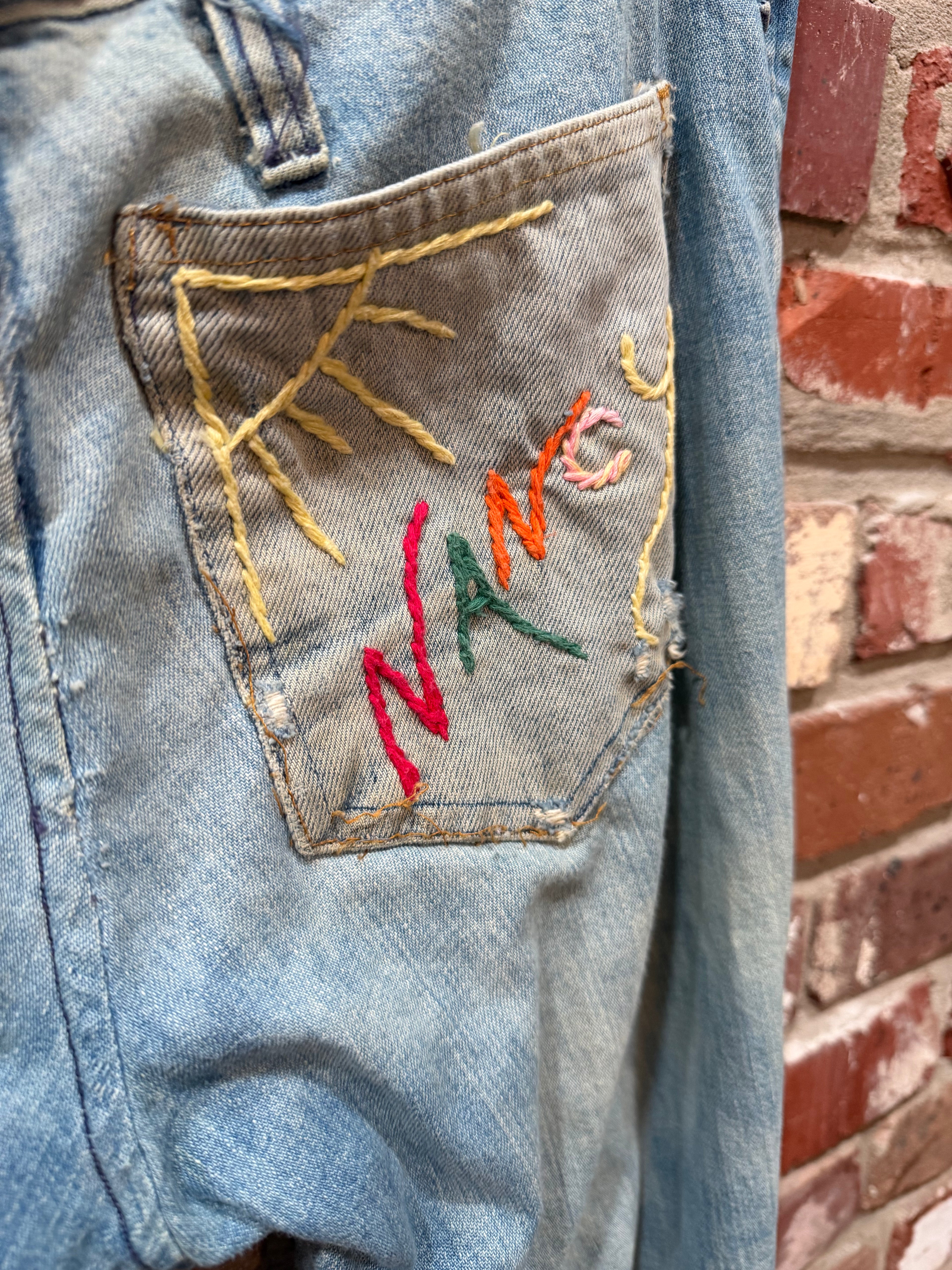 “Nancy” Embroidered Jeans