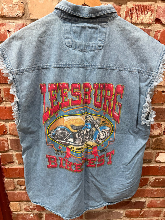 Leesburg Bikefest Sleeveless Denim Button-Up