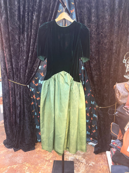 80’s Bow Green Velvet Dress
