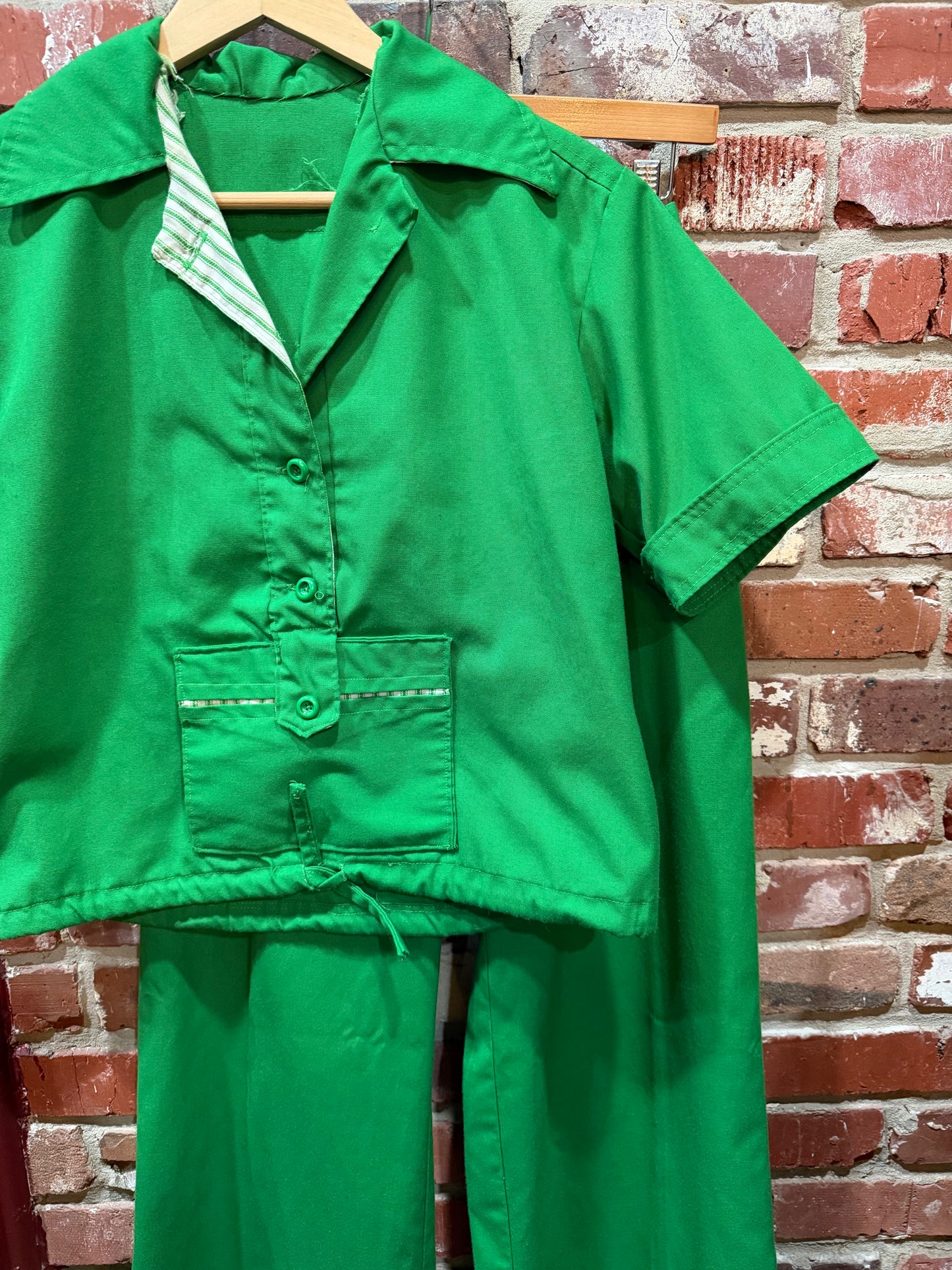 70s Green Resort Style Set